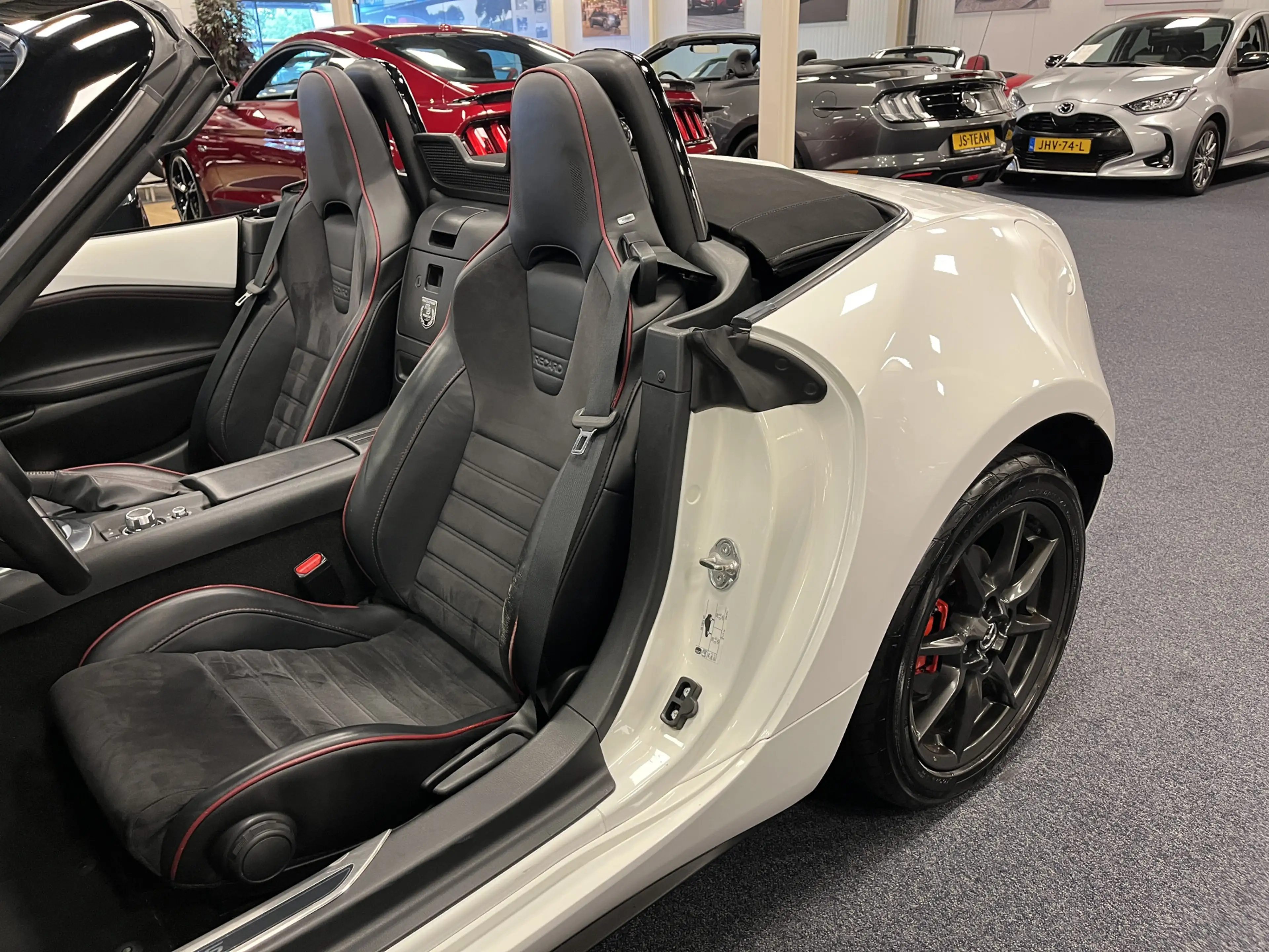 Mazda MX-5 ND Roadster 1.5 SkyActiv-G 131PK GT-M Bose Sportsp — photo 20