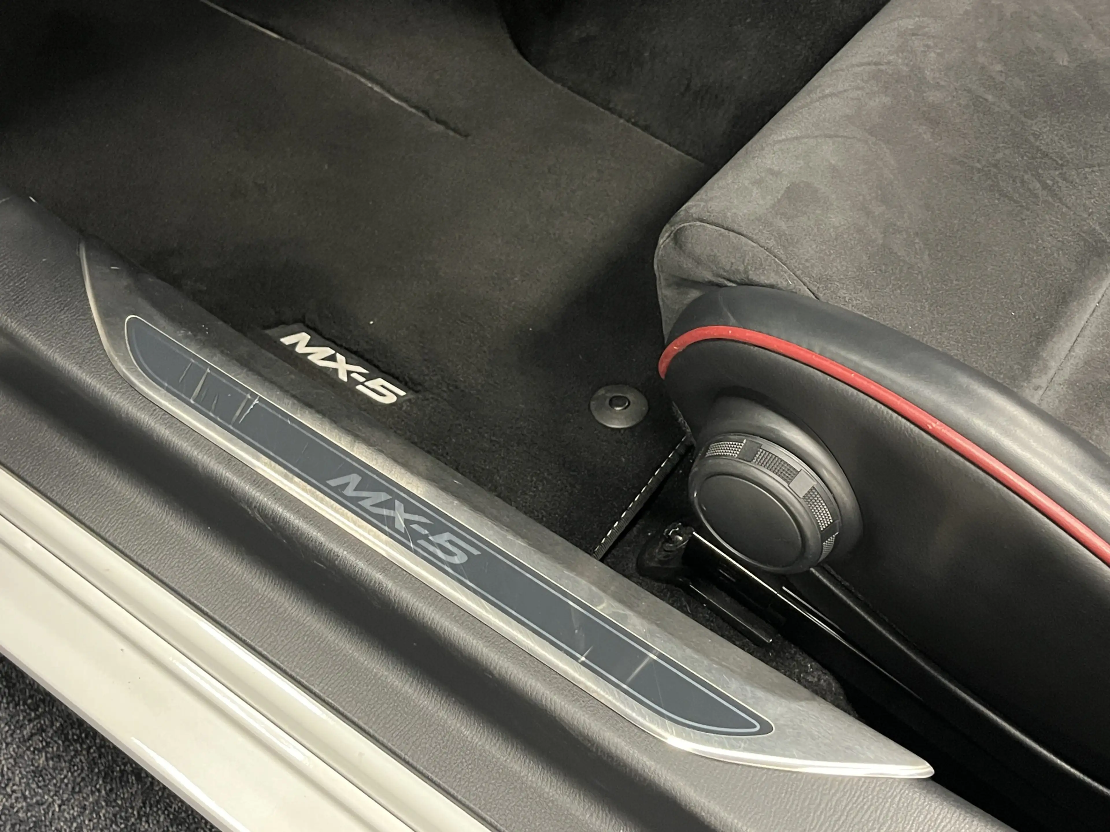 Mazda MX-5 ND Roadster 1.5 SkyActiv-G 131PK GT-M Bose Sportsp — photo 31