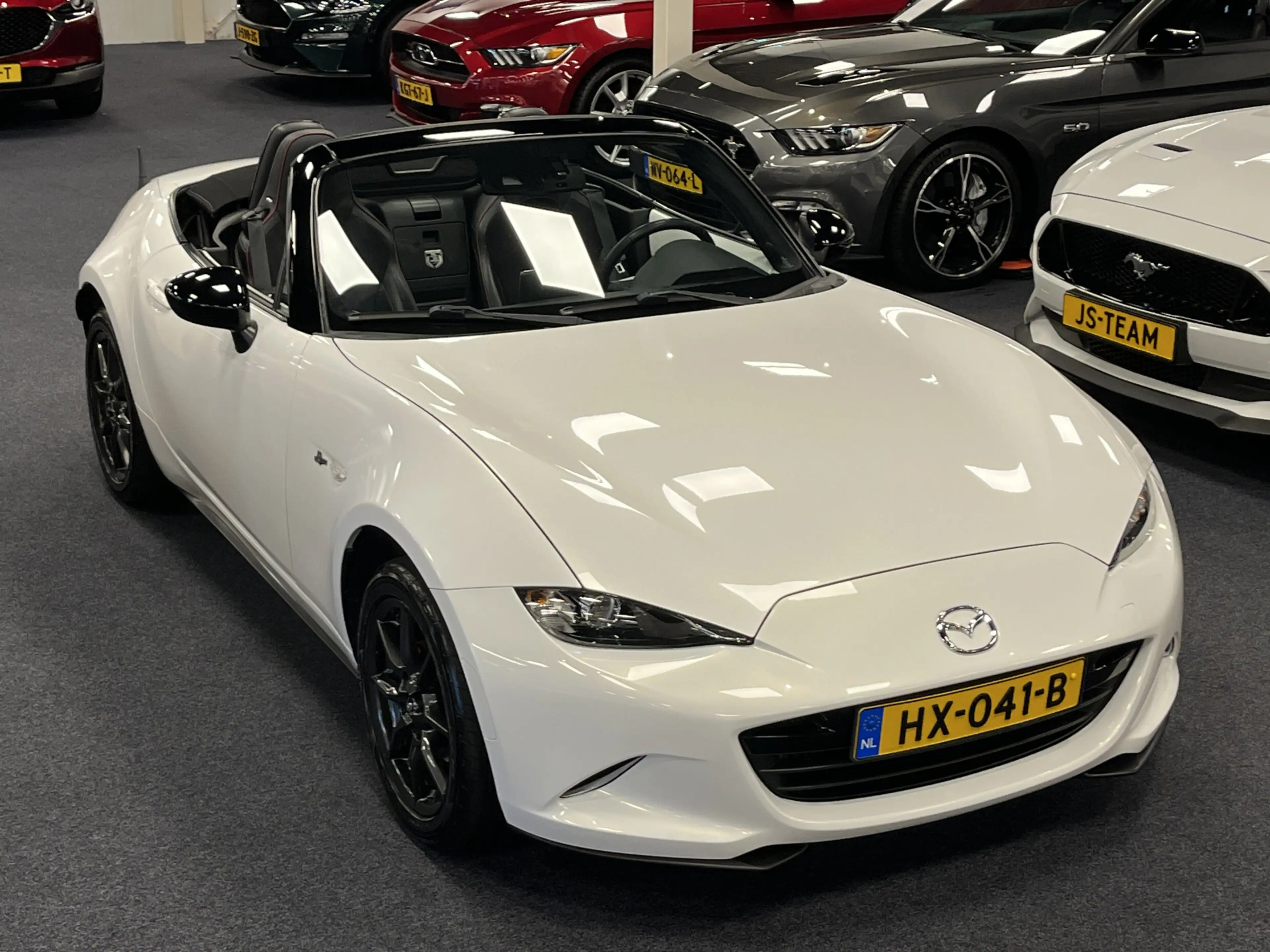 Mazda MX-5 ND Roadster 1.5 SkyActiv-G 131PK GT-M Bose Sportsp — photo 3