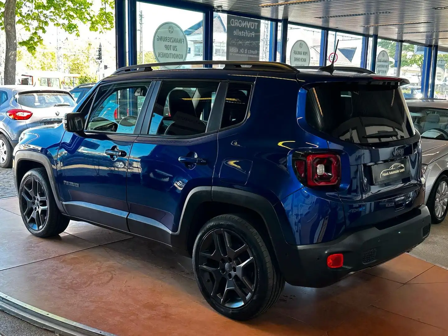 Jeep Renegade Neuer Motor 600Km LEDER/PANO/NAVI/8xAlu Blau - 2