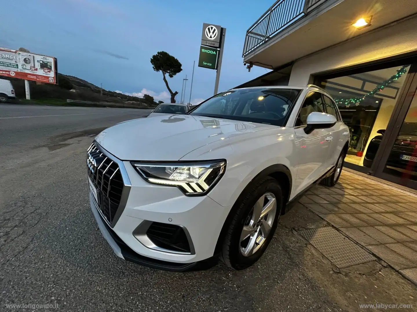 Audi Q3 35 TDI S tronic Advanced PRONTA CONSEGNA Bianco - 2