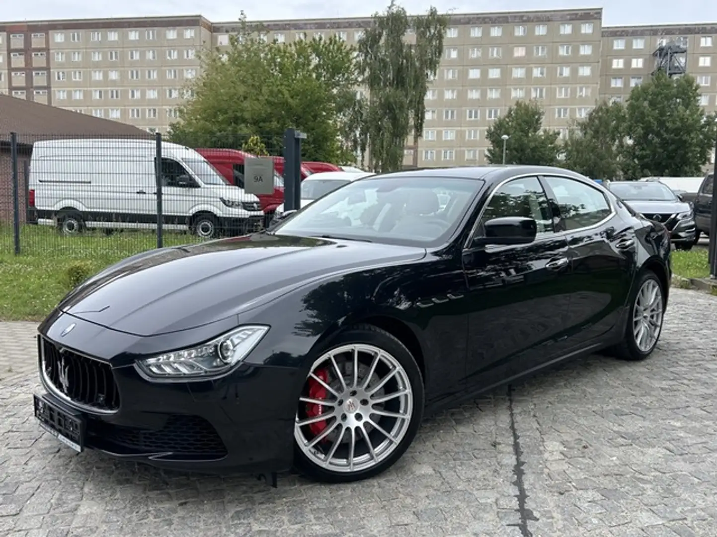 Maserati Ghibli S Q4 3.0 V6  4-WD, Autom. *TOP* Schwarz - 1