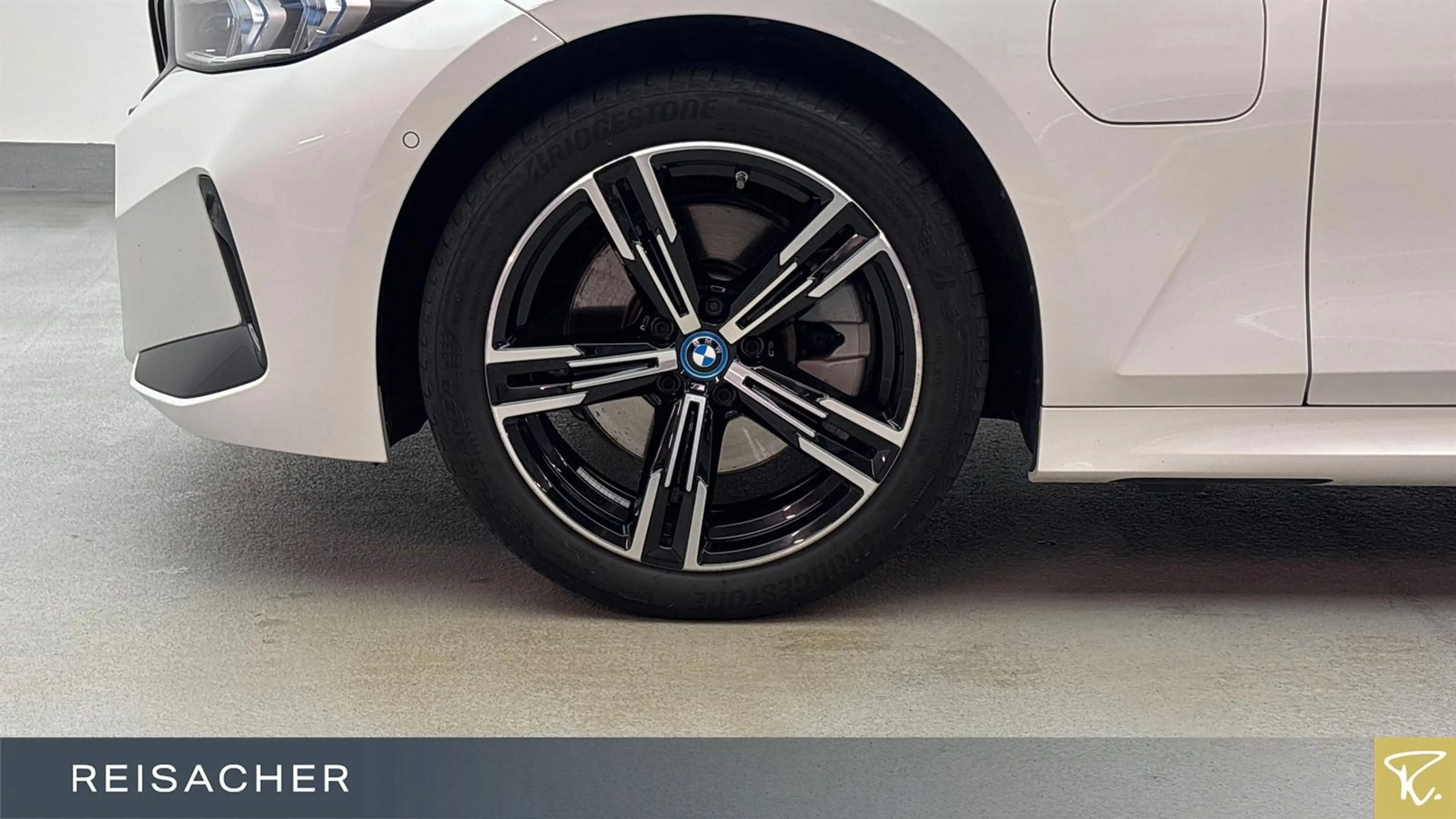 BMW 330 e xDrive Tour M-Sport,DrA,LcProf,ParkAs,AHK — photo 3