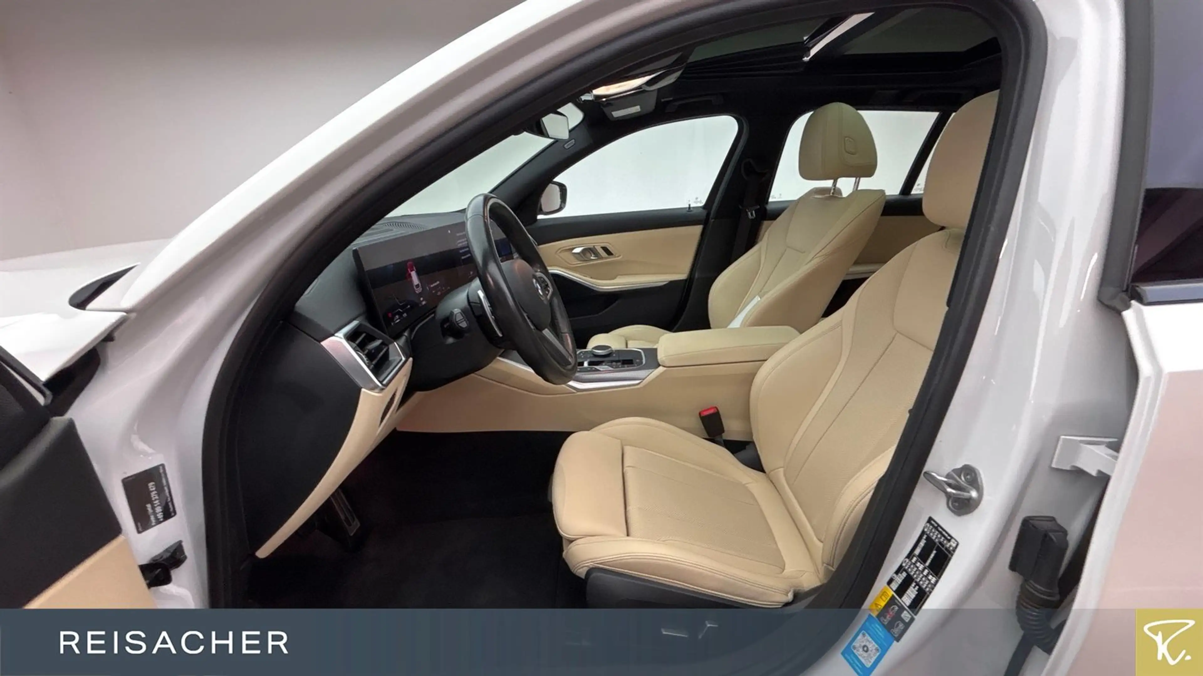 BMW 330 e xDrive Tour M-Sport,DrA,LcProf,ParkAs,AHK — photo 4