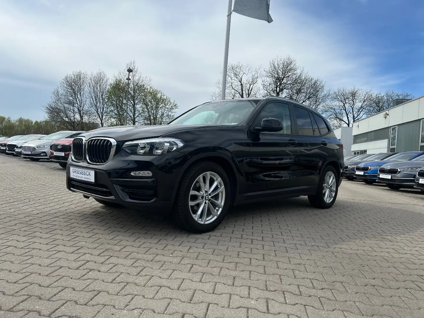 BMW X3 20d xDrive Advantage *LED Navi HUD el. Heck* Schwarz - 1