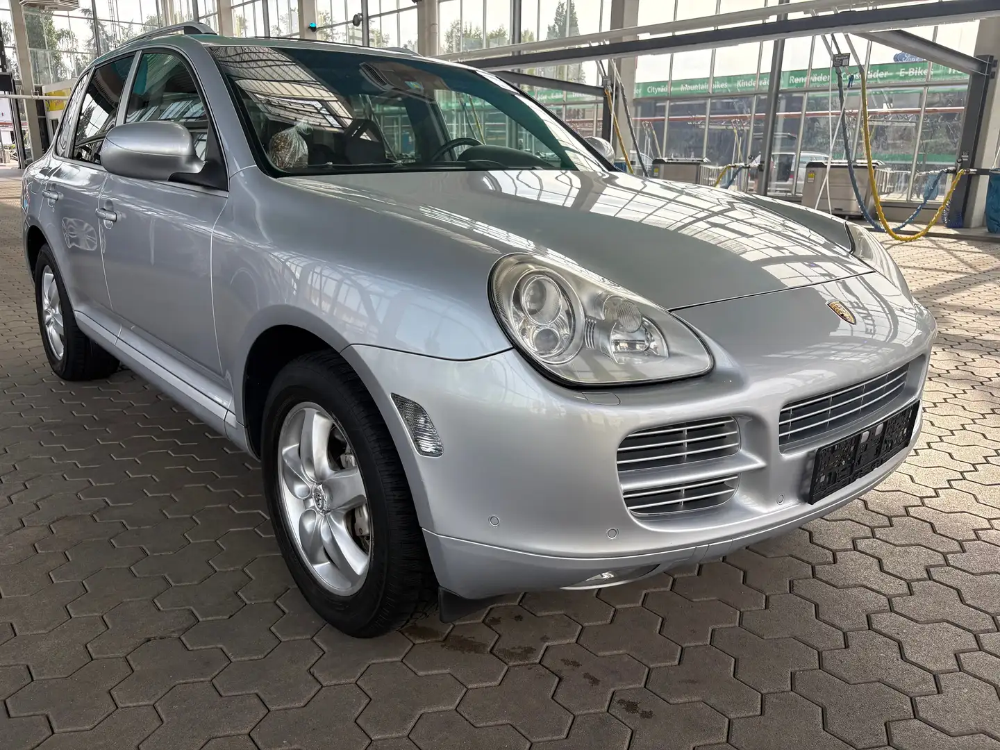 Porsche Cayenne S-LUFT-SSD-NAVI-VOLLEDER-KEYLESS-BOSE-2x MEMORY- Silber - 1