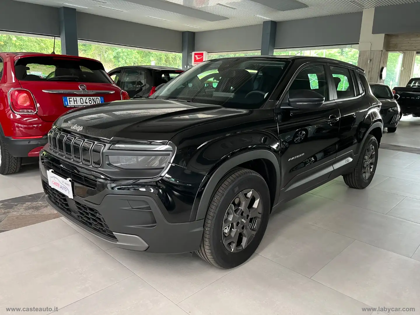 Jeep Avenger 1.2 Turbo Longitude Schwarz - 1
