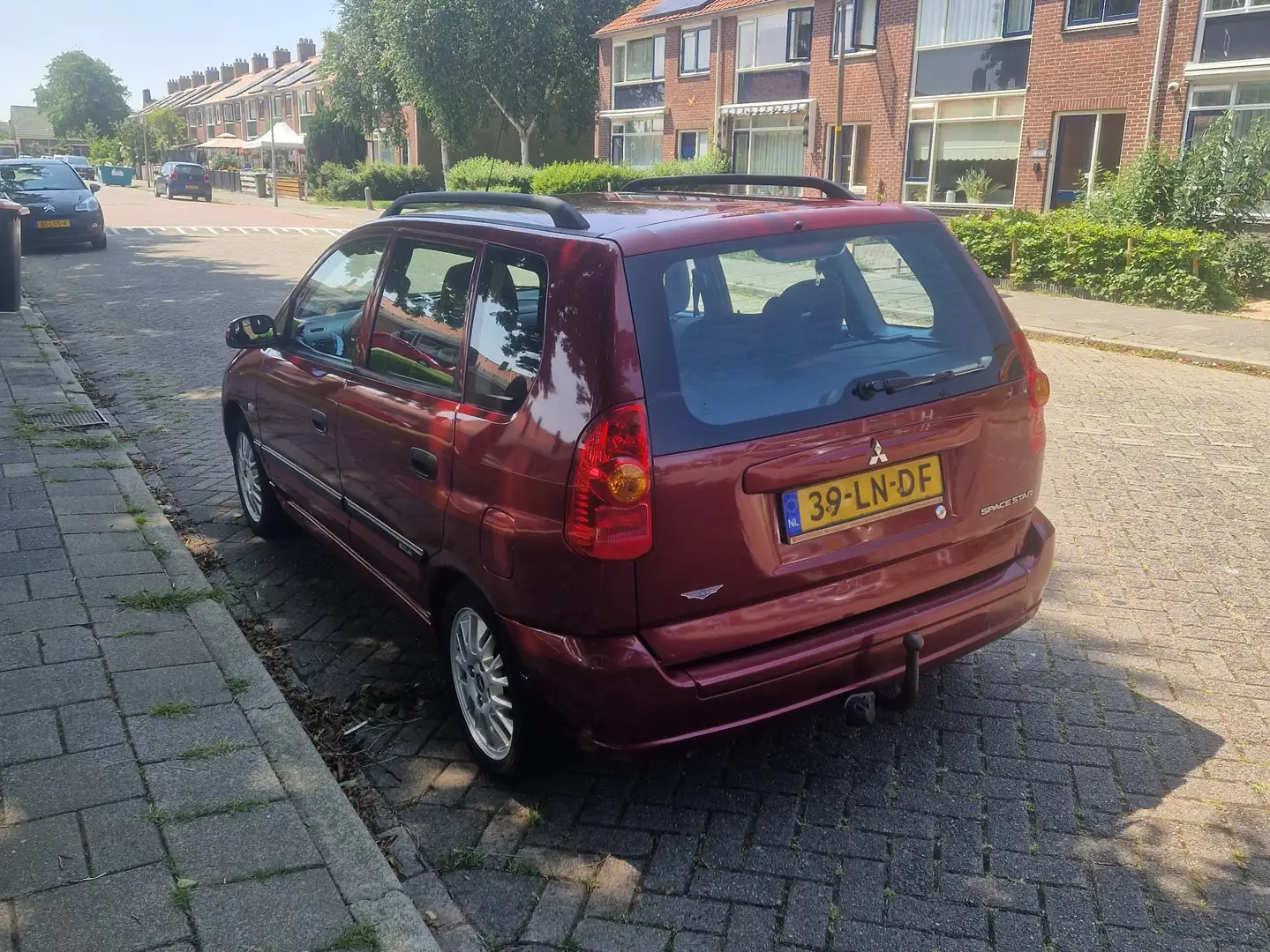 Mitsubishi Space Star Space Star 1.6 Shogun SE Rood - 2