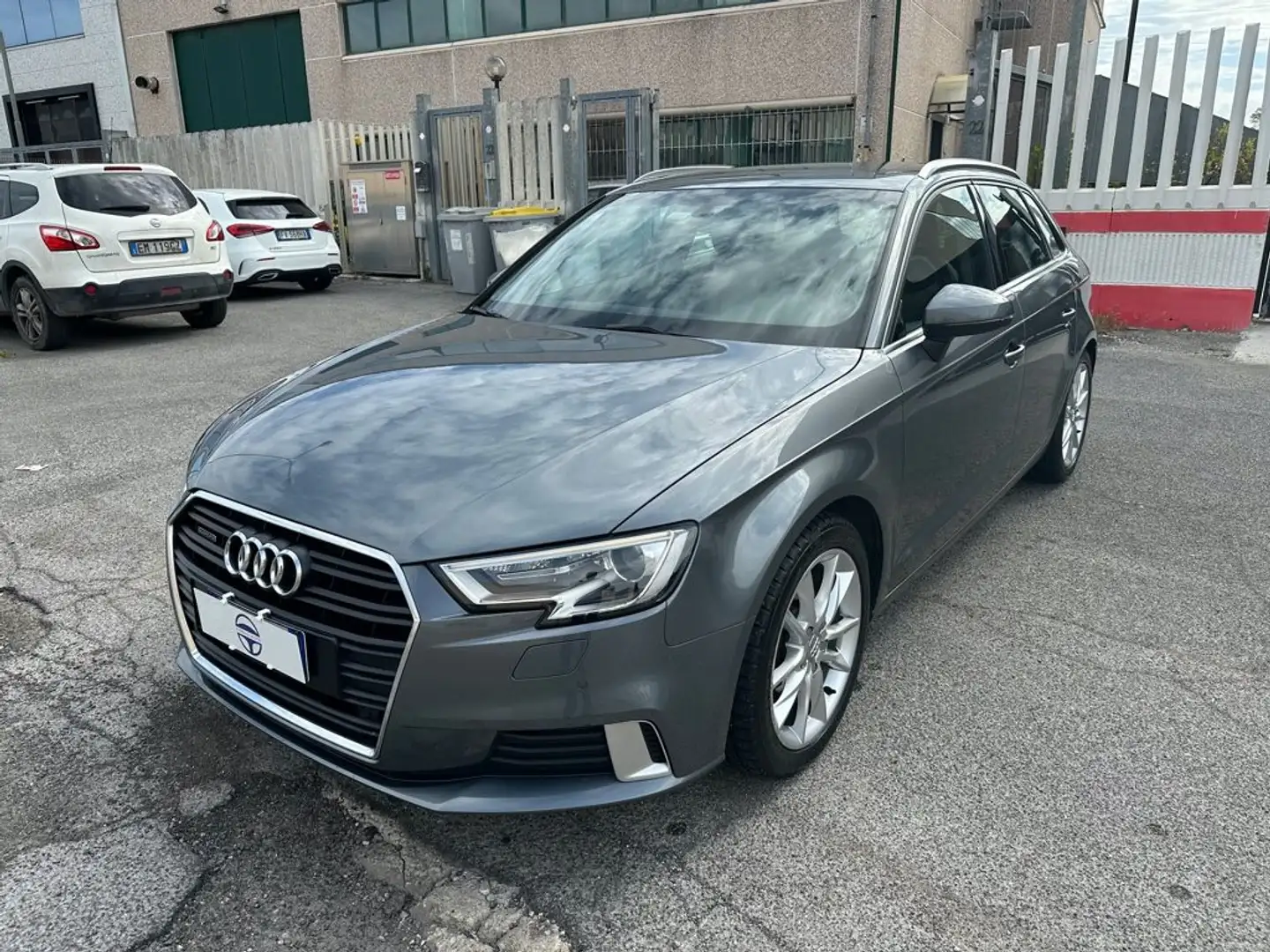 Audi A3 SPB 2.0 TDI 184 CV quattro S tronic Sport Grijs - 1