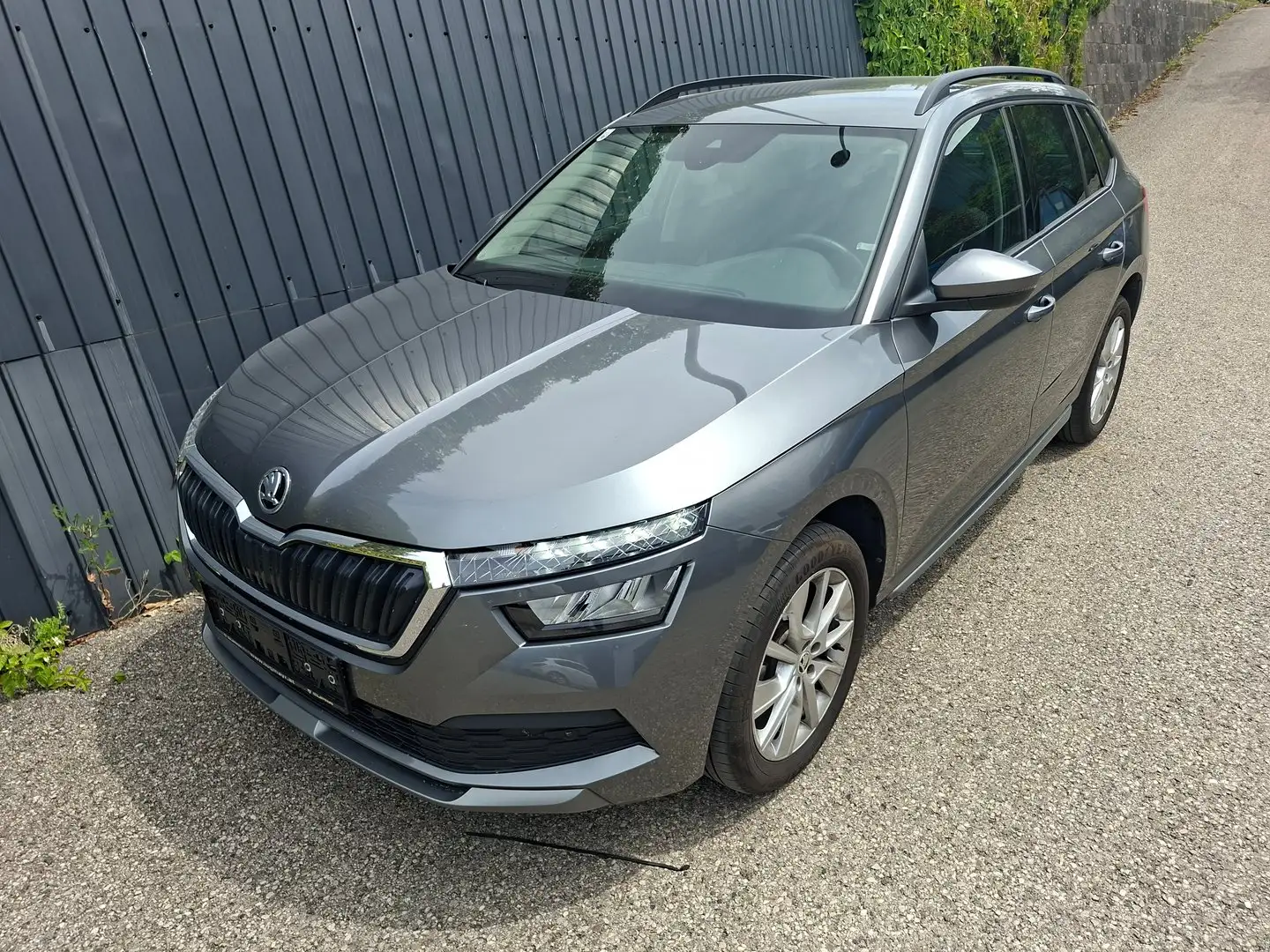 Skoda Kamiq Style TSI DSG Grau - 1