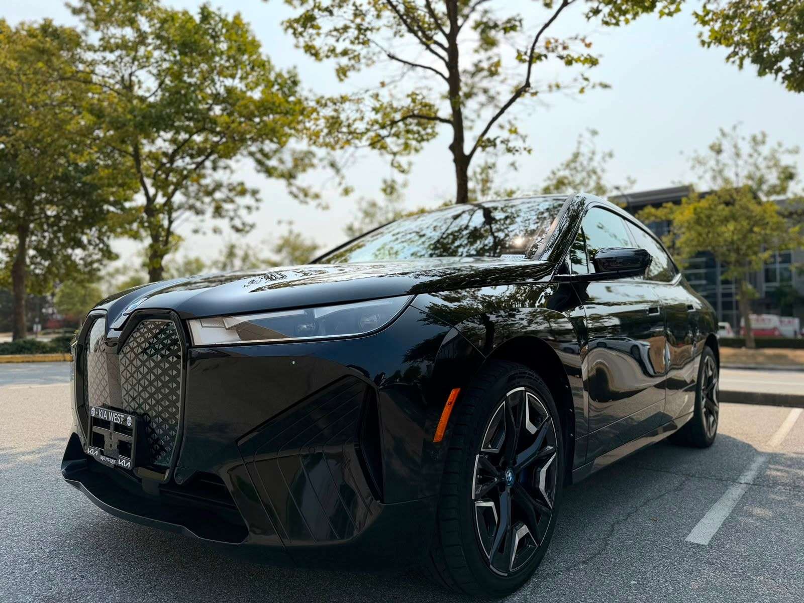 2023 BMW iX