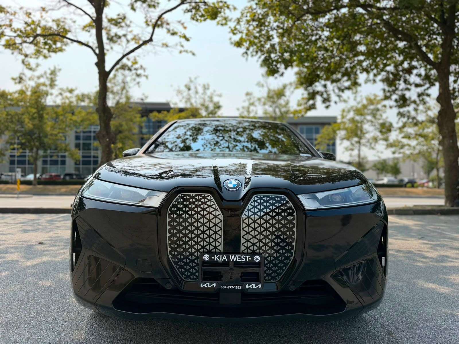 2023 BMW iX