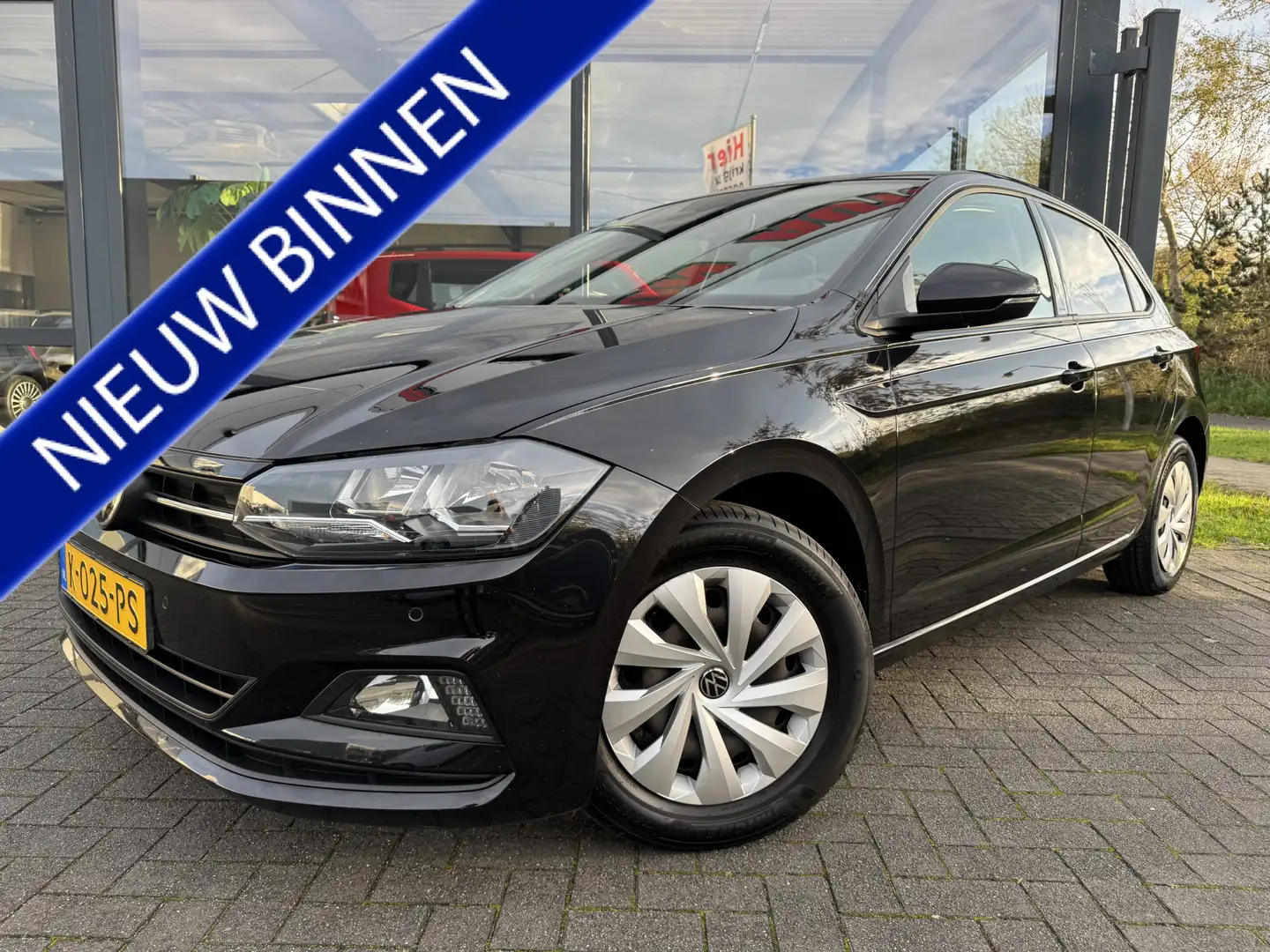 Volkswagen Polo 1.0 TSI Comfortline Business Zwart - 1