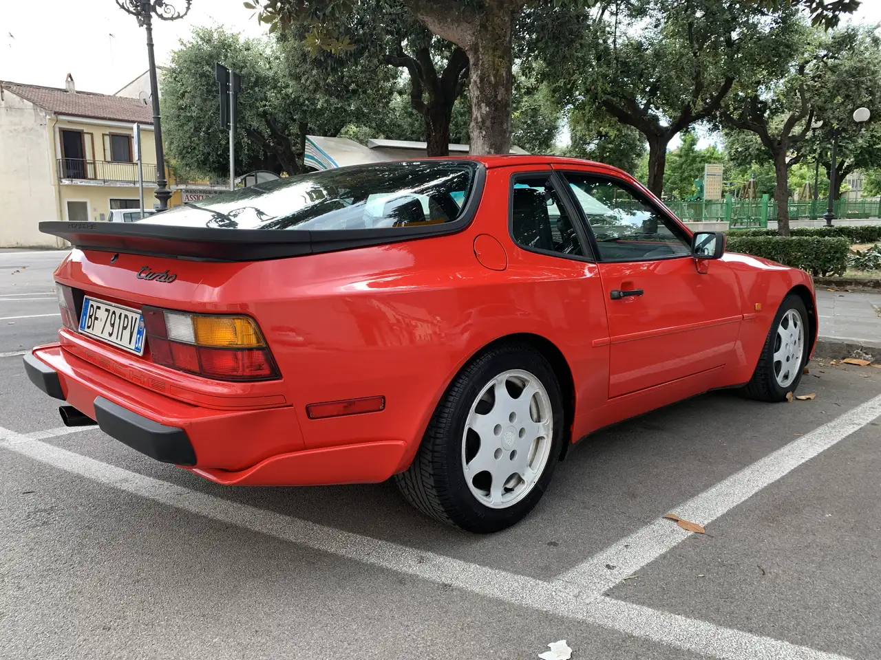 Porsche 944 Coupe 2.5 Turbo (S), foto 2