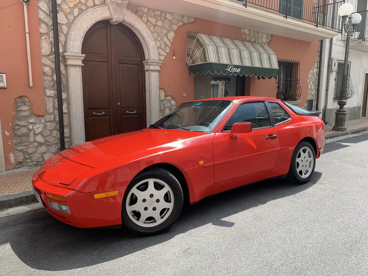 Porsche 944 Coupe 2.5 Turbo (S), foto 1