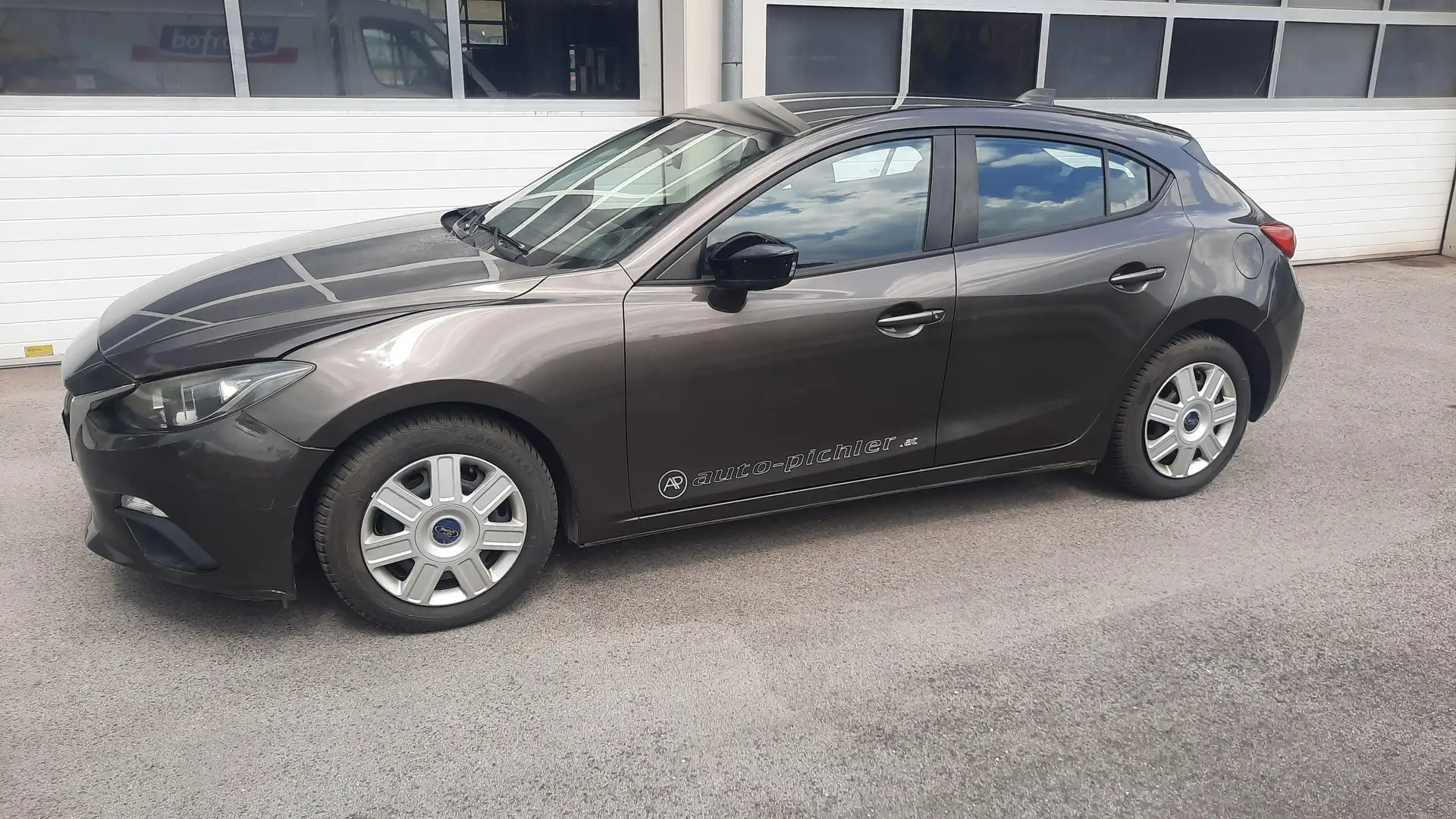 Mazda 3 Sport G100 Attraction Grijs - 1
