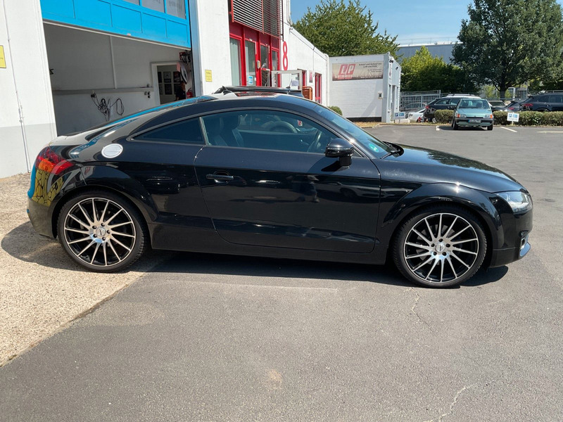 Audi TT 2.0 TFSI Coupe quattro PDC Klima — photo 4