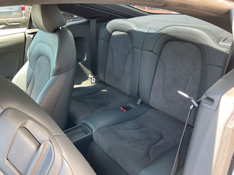 Audi TT 2.0 TFSI Coupe quattro PDC Klima — photo 11