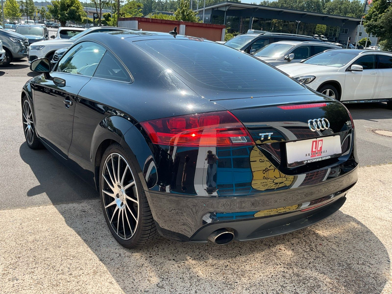 Audi TT 2.0 TFSI Coupe quattro PDC Klima — photo 7