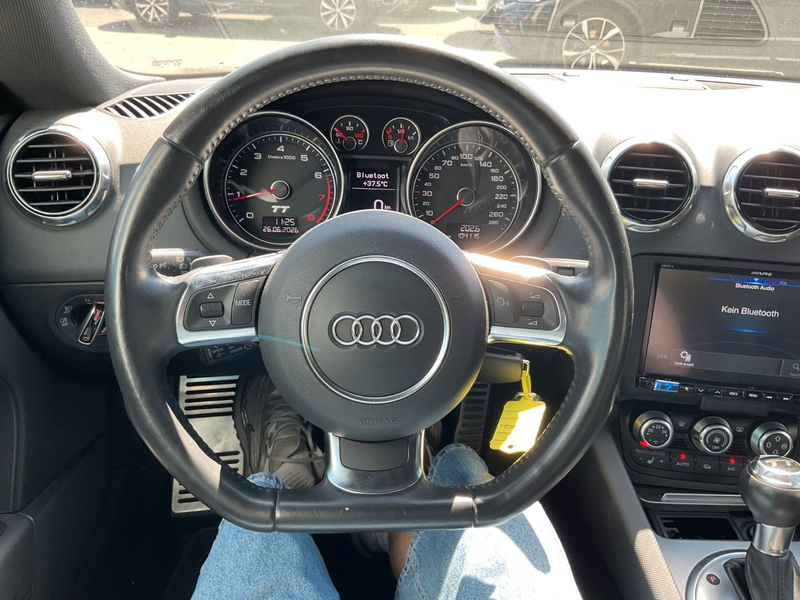 Audi TT 2.0 TFSI Coupe quattro PDC Klima — photo 15