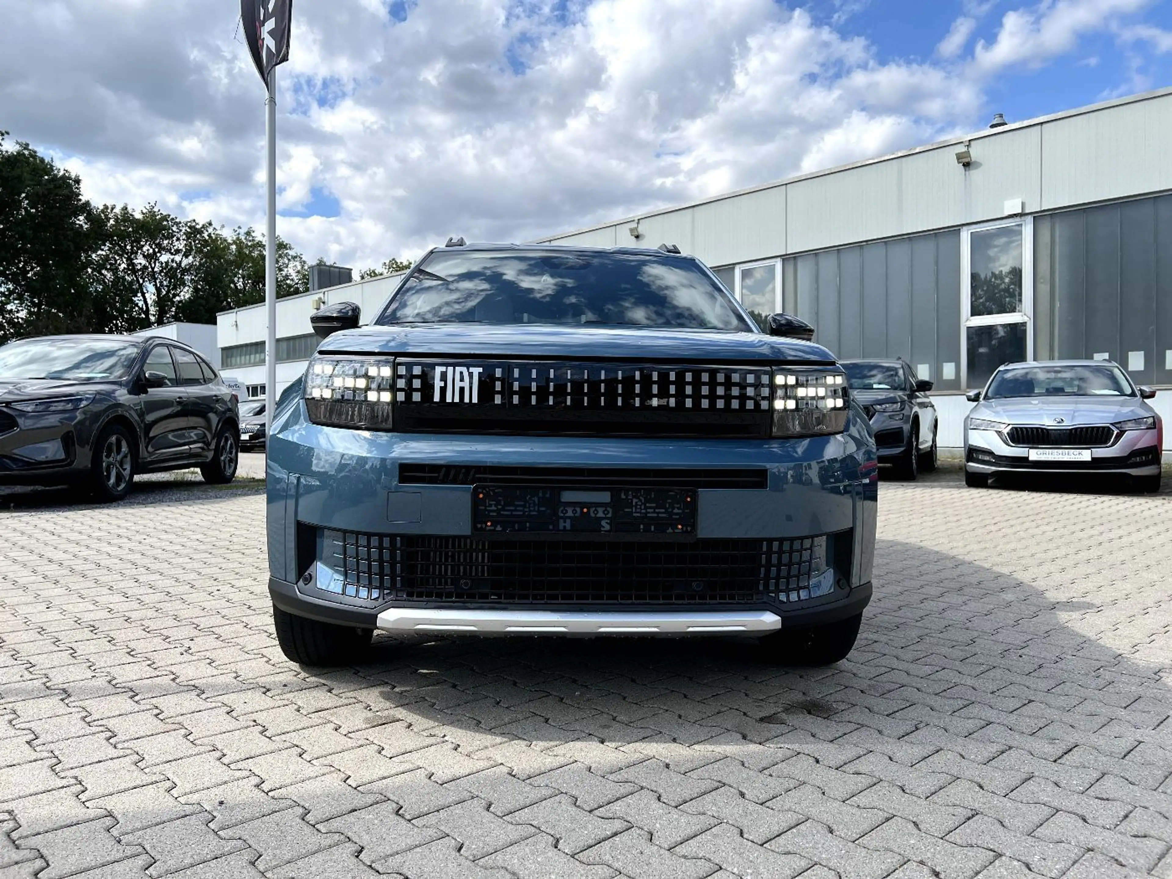 Fiat Grande Panda 1.2 eDCT La Prima *LED Navi Sitzh.* — photo 5