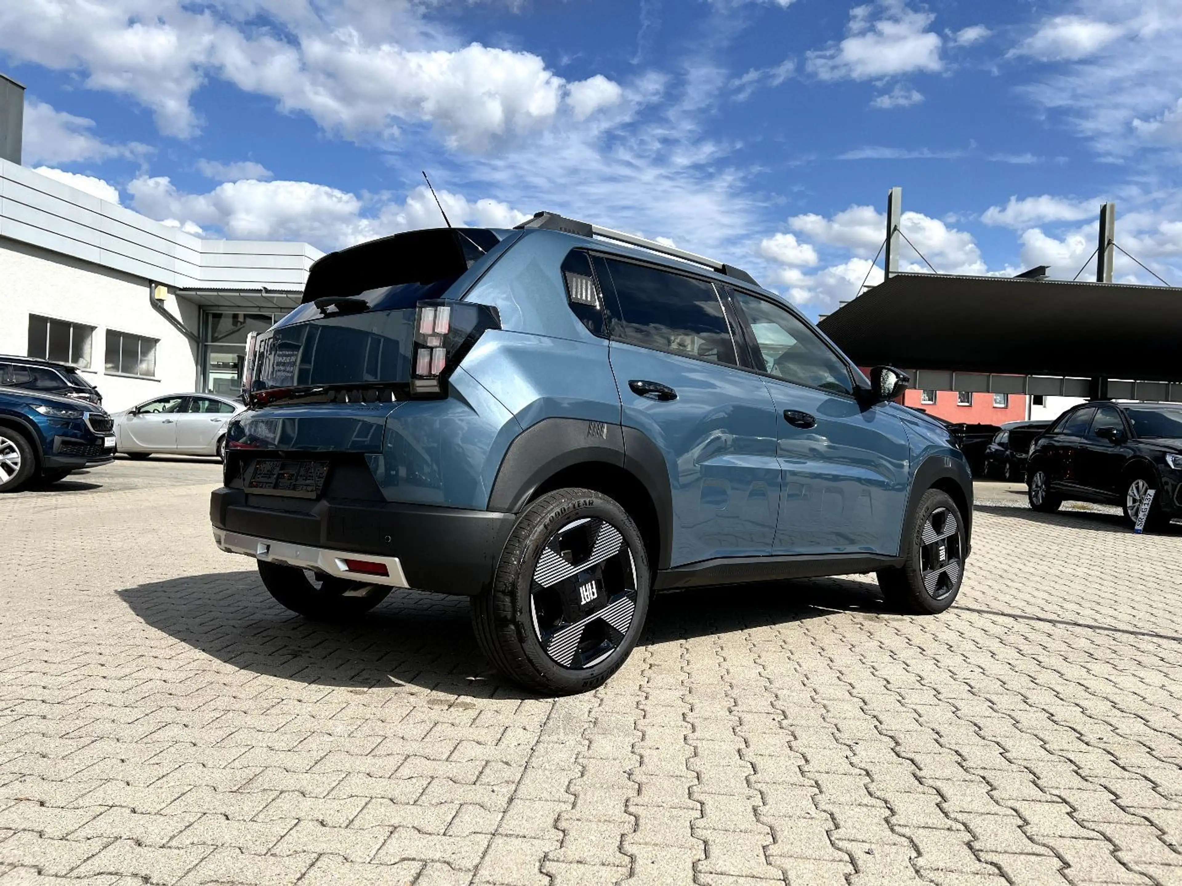 Fiat Grande Panda 1.2 eDCT La Prima *LED Navi Sitzh.* — photo 4