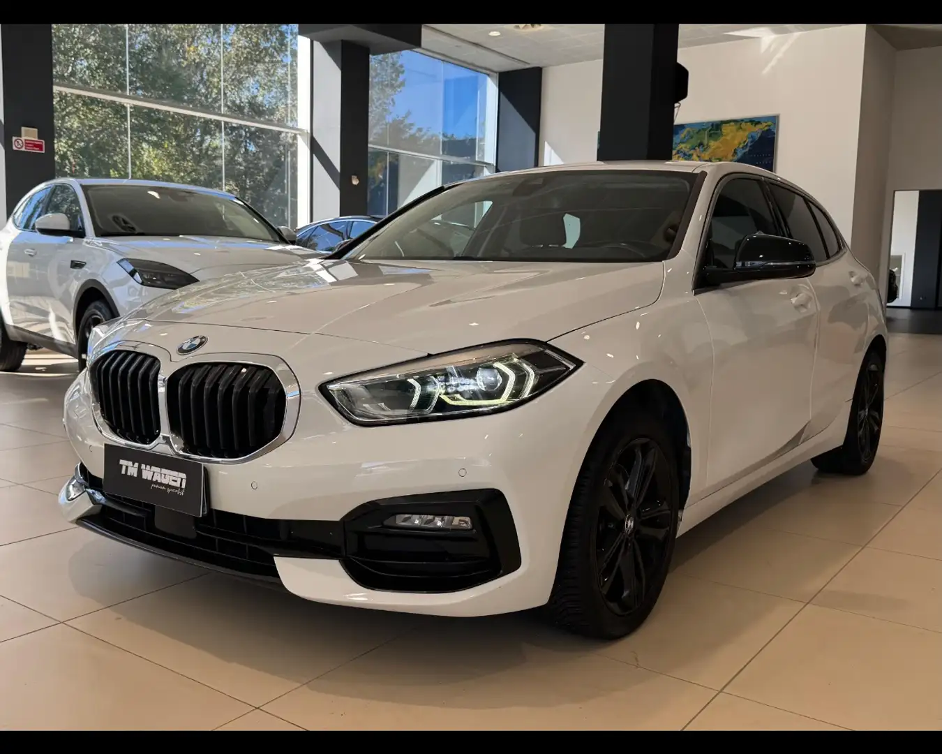 BMW 118 Serie 1 (F40) - 118i 5p. Sport 136CV 2021 Blanc - 1
