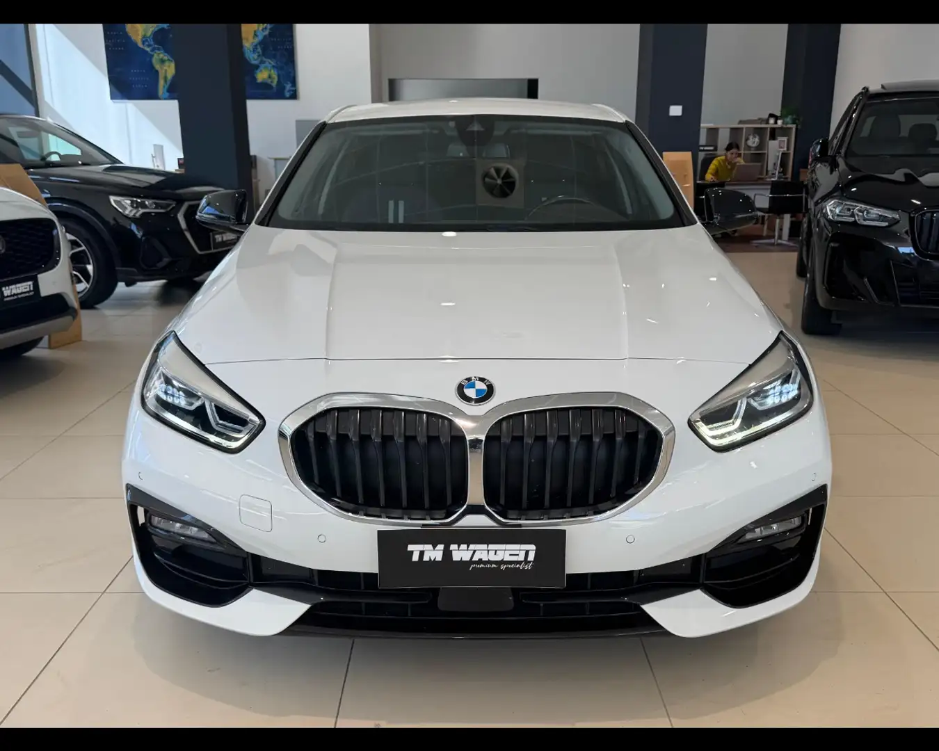 BMW 118 Serie 1 (F40) - 118i 5p. Sport 136CV 2021 Blanc - 2
