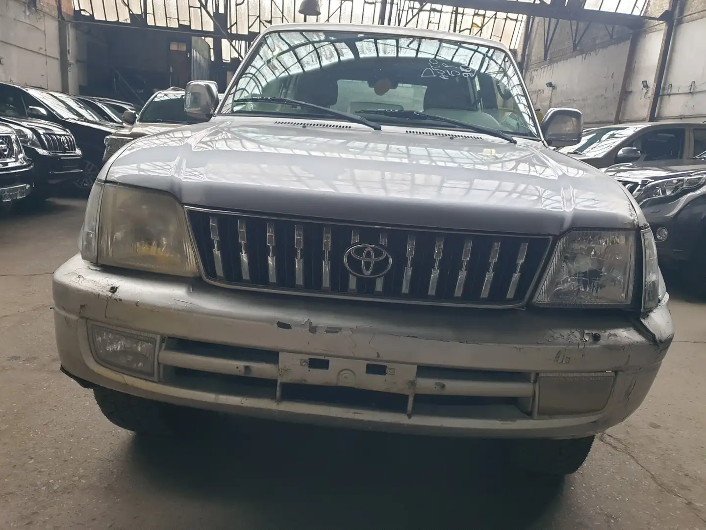 Toyota Land Cruiser 3.0 Turbo D4D 50th Anniversary Gris - 2