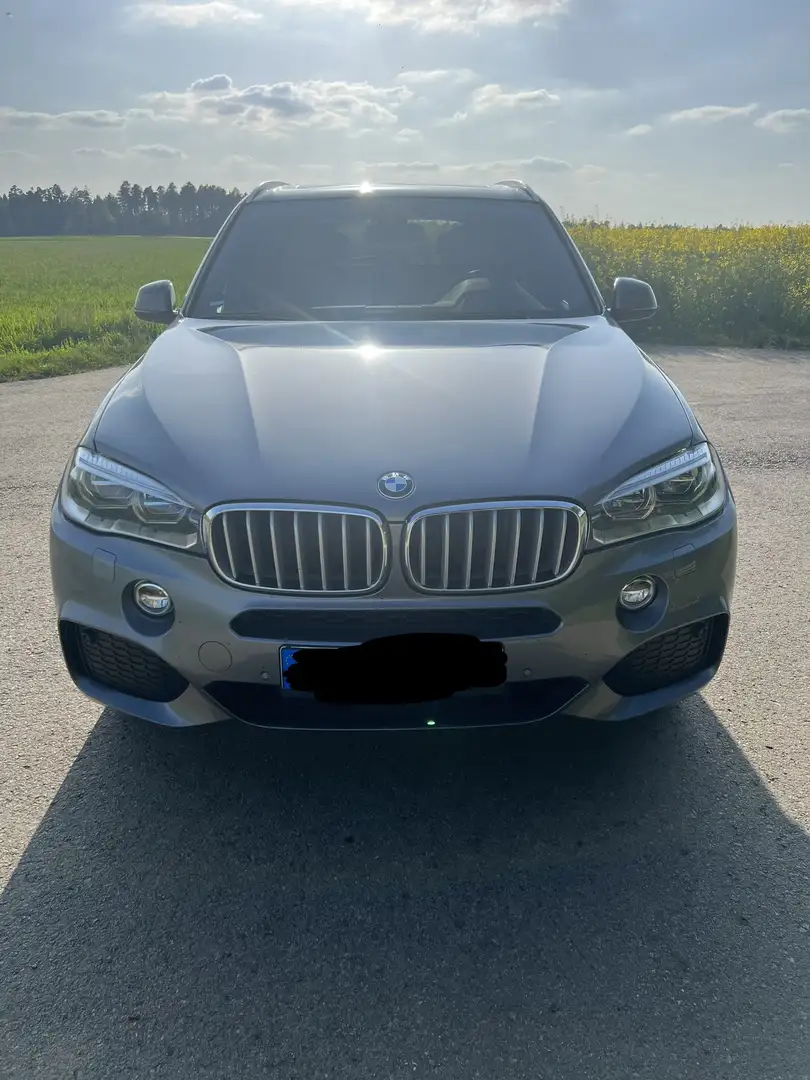 BMW X5 xDrive 40 d - M-PAKET*PANO*TEMPOMAT*AUTOMATIK Grau - 2