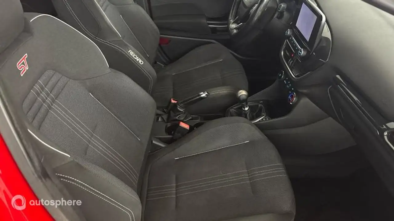 Ford Fiesta ST — photo 15