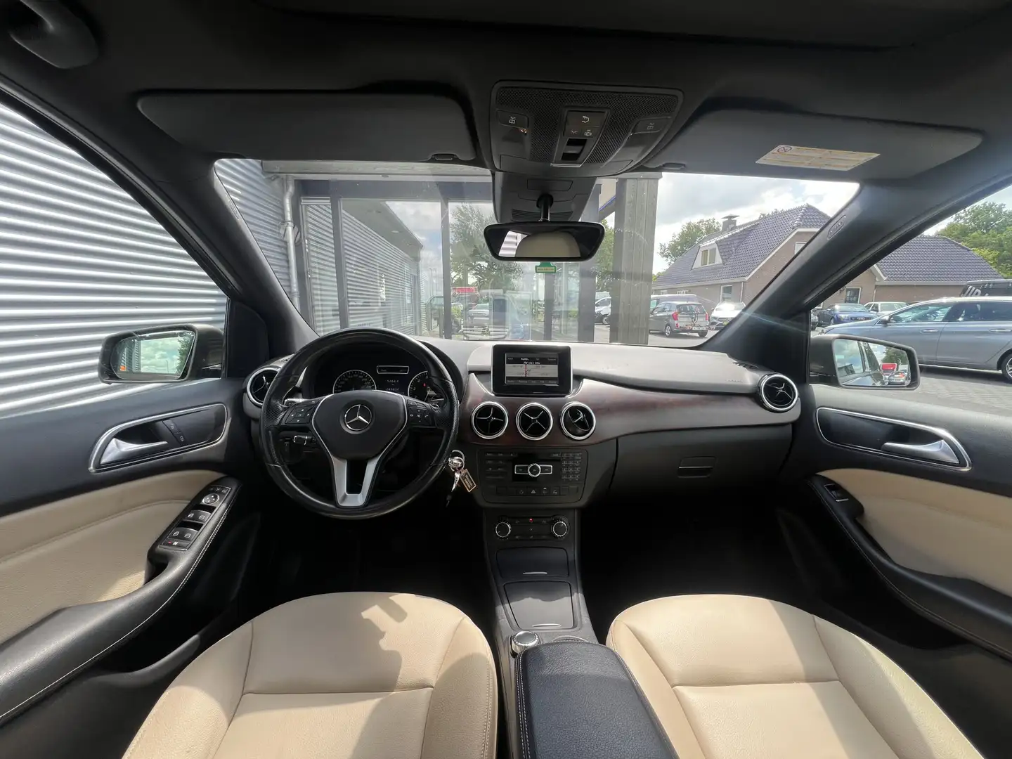 Mercedes-Benz B 180 Ambition Grijs - 2