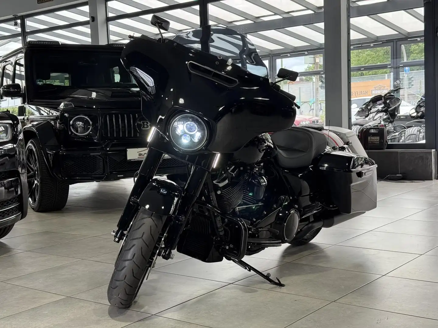 Harley-Davidson Street Glide FLHX Street Glide 107 LED APE CVO Negru - 1