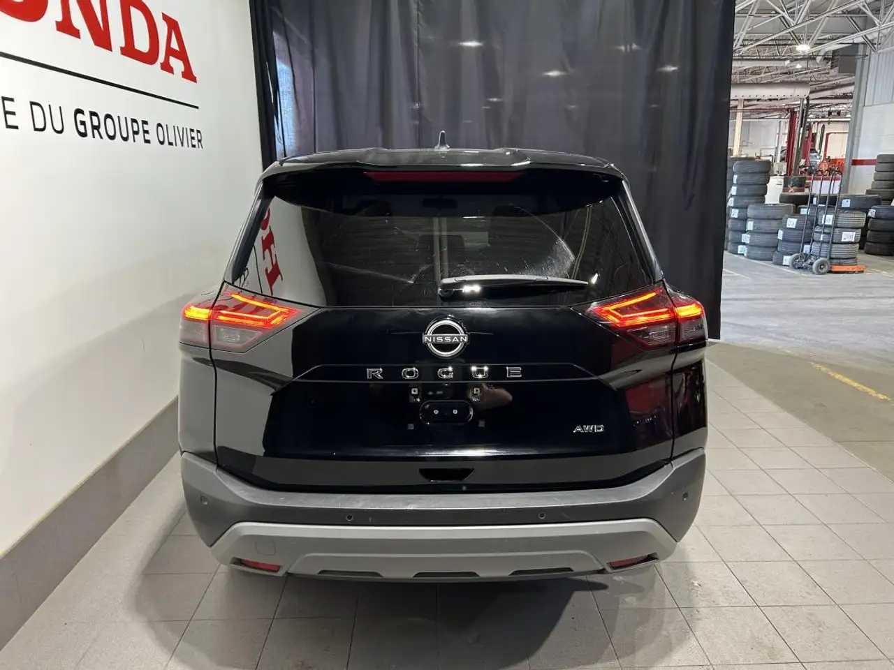 Nissan Rogue снимка Nissan Rogue