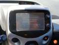 Toyota Aygo 70 x-play Rojo - thumbnail 18