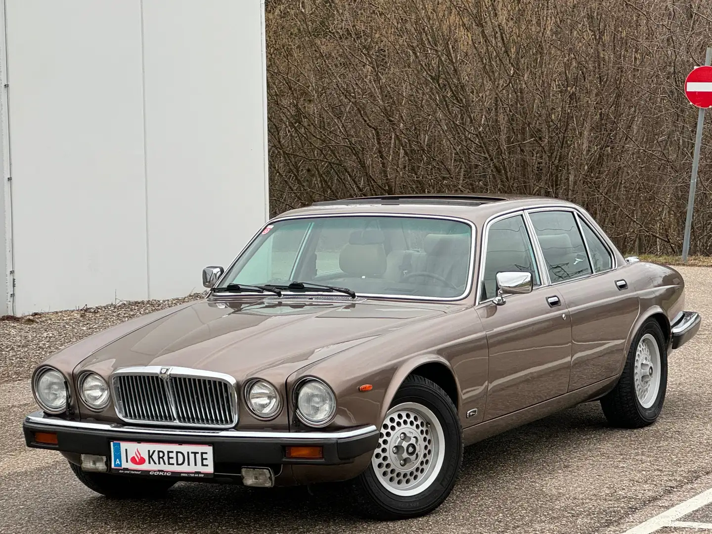 Jaguar Sovereign XJ*4,2*Aut.*Schiebedach-Leder*HistorischesFahrzeug Marrón - 1