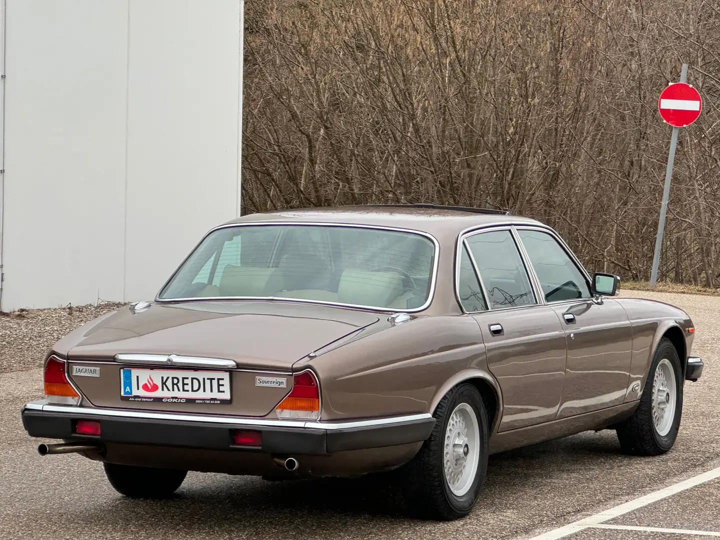 Jaguar Sovereign XJ*4,2*Aut.*Schiebedach-Leder*HistorischesFahrzeug Brązowy - 2