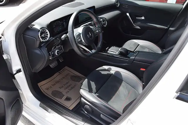 Mercedes-Benz A Class view 4