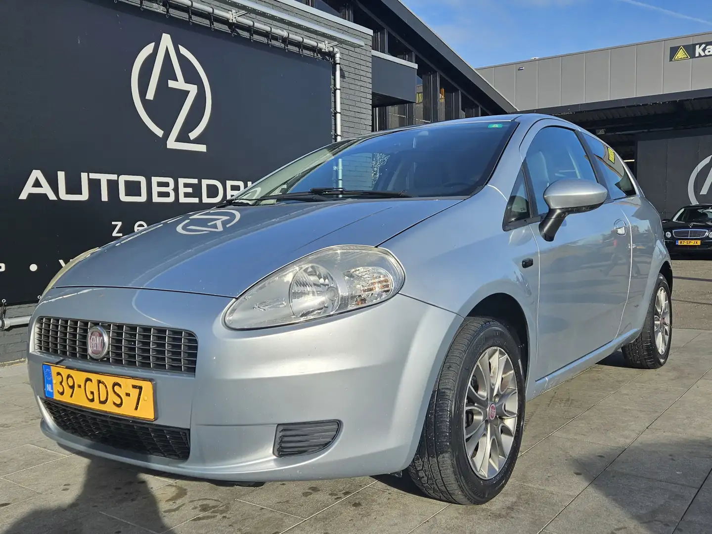 Fiat Grande Punto 1.4 Dynamic *AC*NW KOPPELING ! Grau - 2