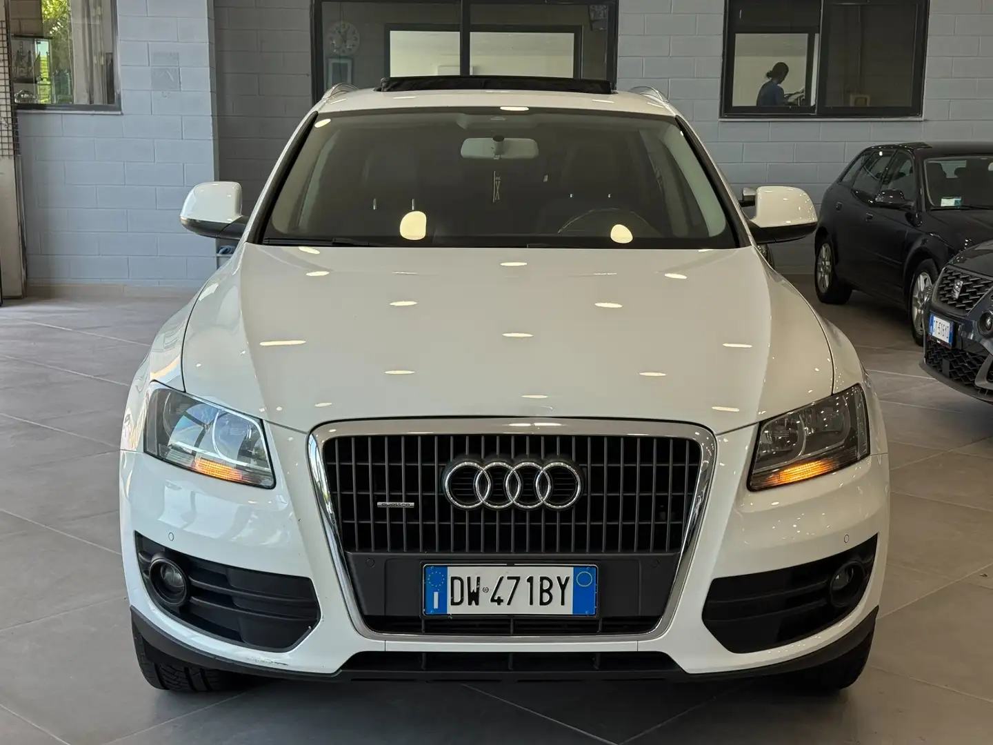 Audi Q5 2.0 TFSI 211 CV quattro S tronic Bianco - 2