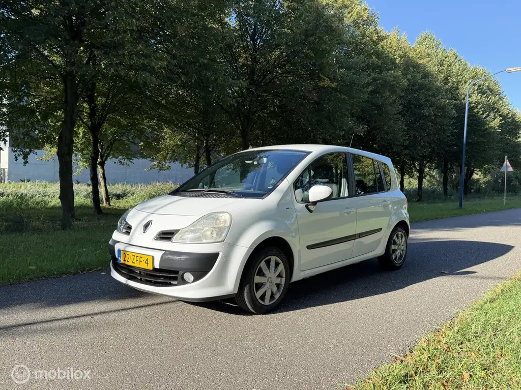 Renault Grand Modus 2012 из Европы — купить под ключ