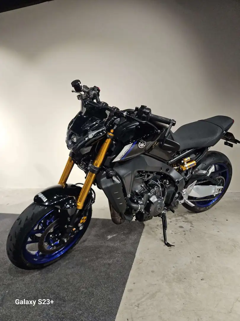 Yamaha MT-09 MT09SP Zilver - 2