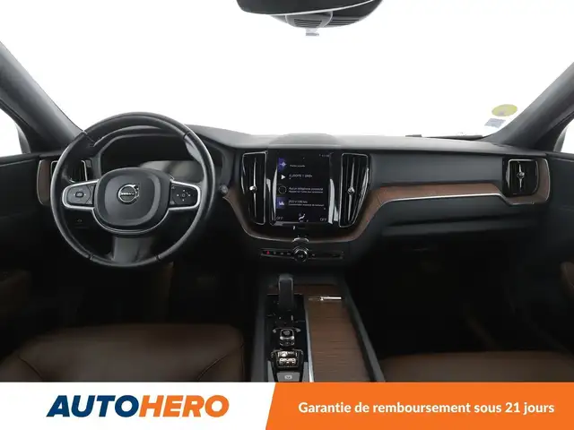 Volvo XC60 view 12