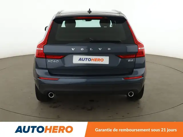Volvo XC60 view 5