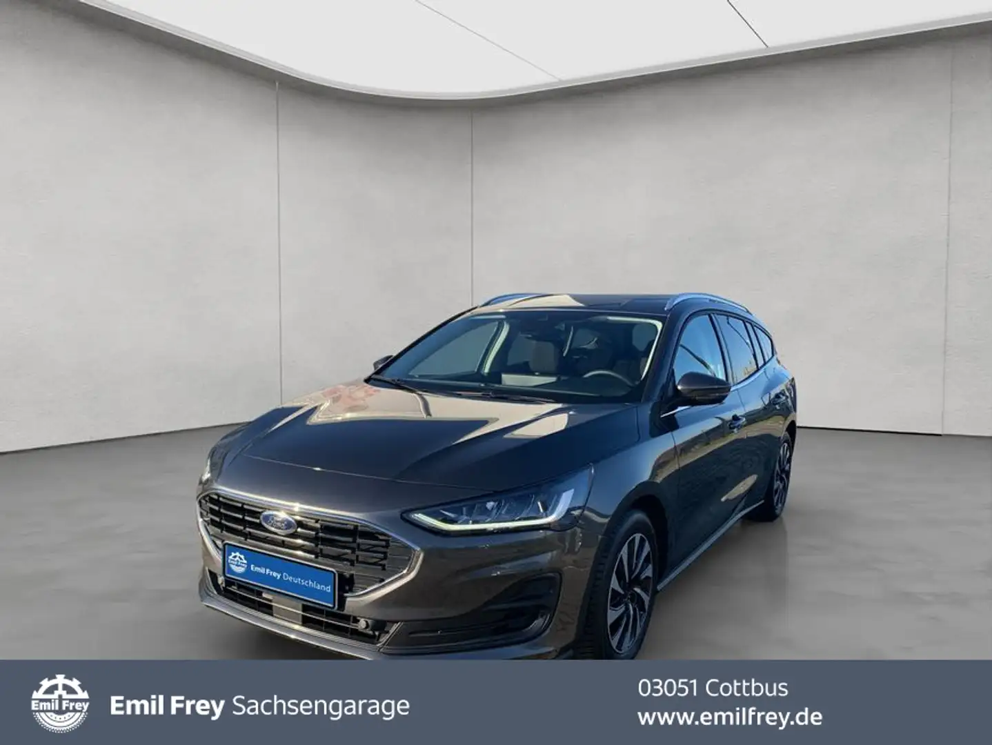 Ford Focus Turnier 1.5 Diesel Aut. TITANIUM EDITION AC Grijs - 1