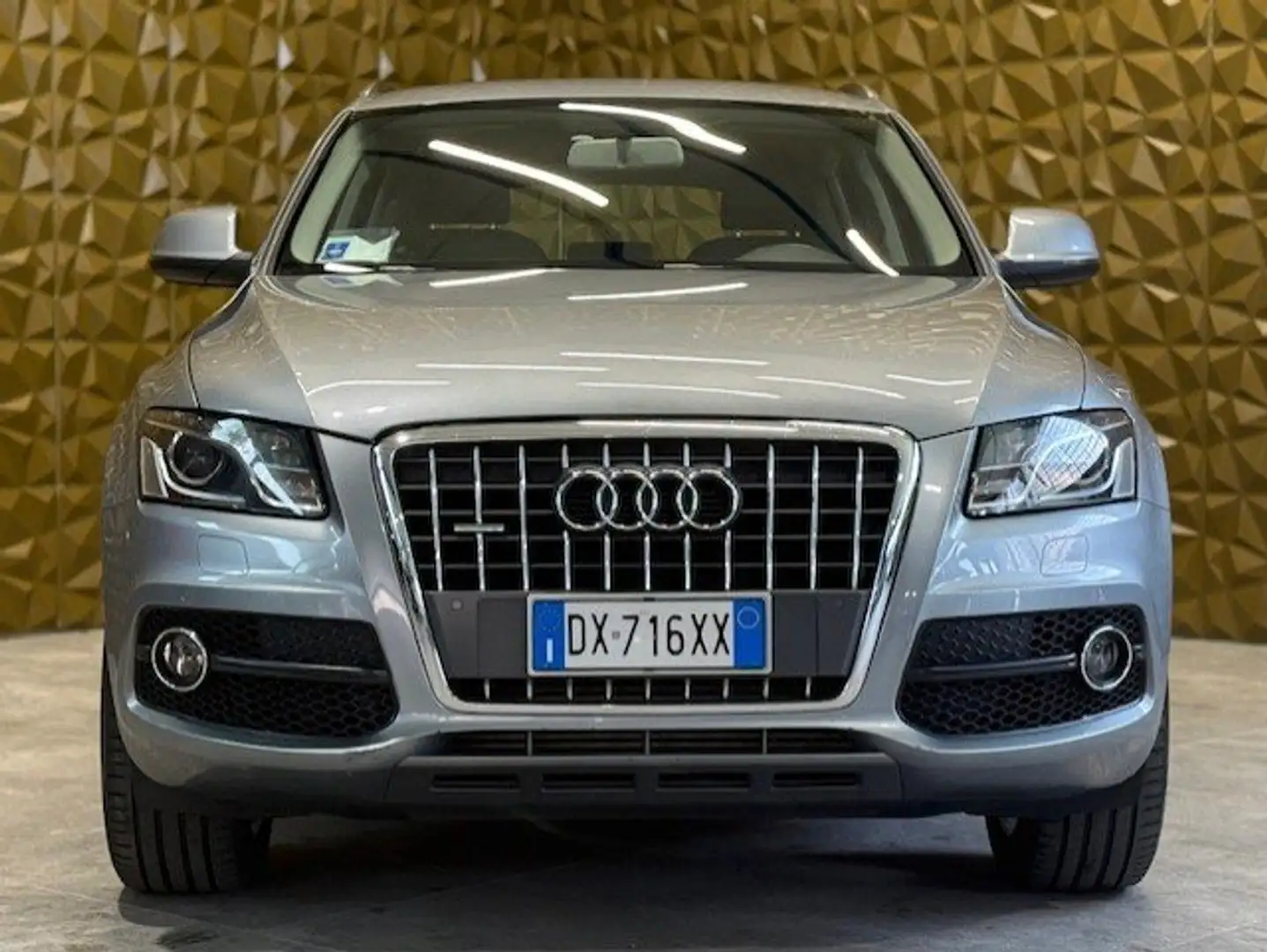 Audi Q5 Q5 2.0 tdi quattro 170cv s-tronic Серебристый - 1
