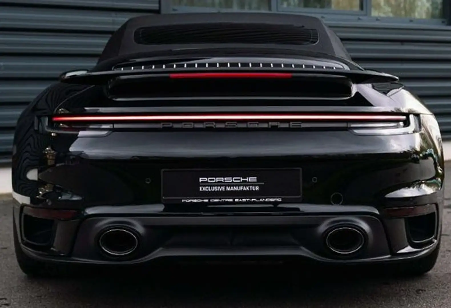 Porsche 992 Turbo S Cabriolet PDK Negro - 1