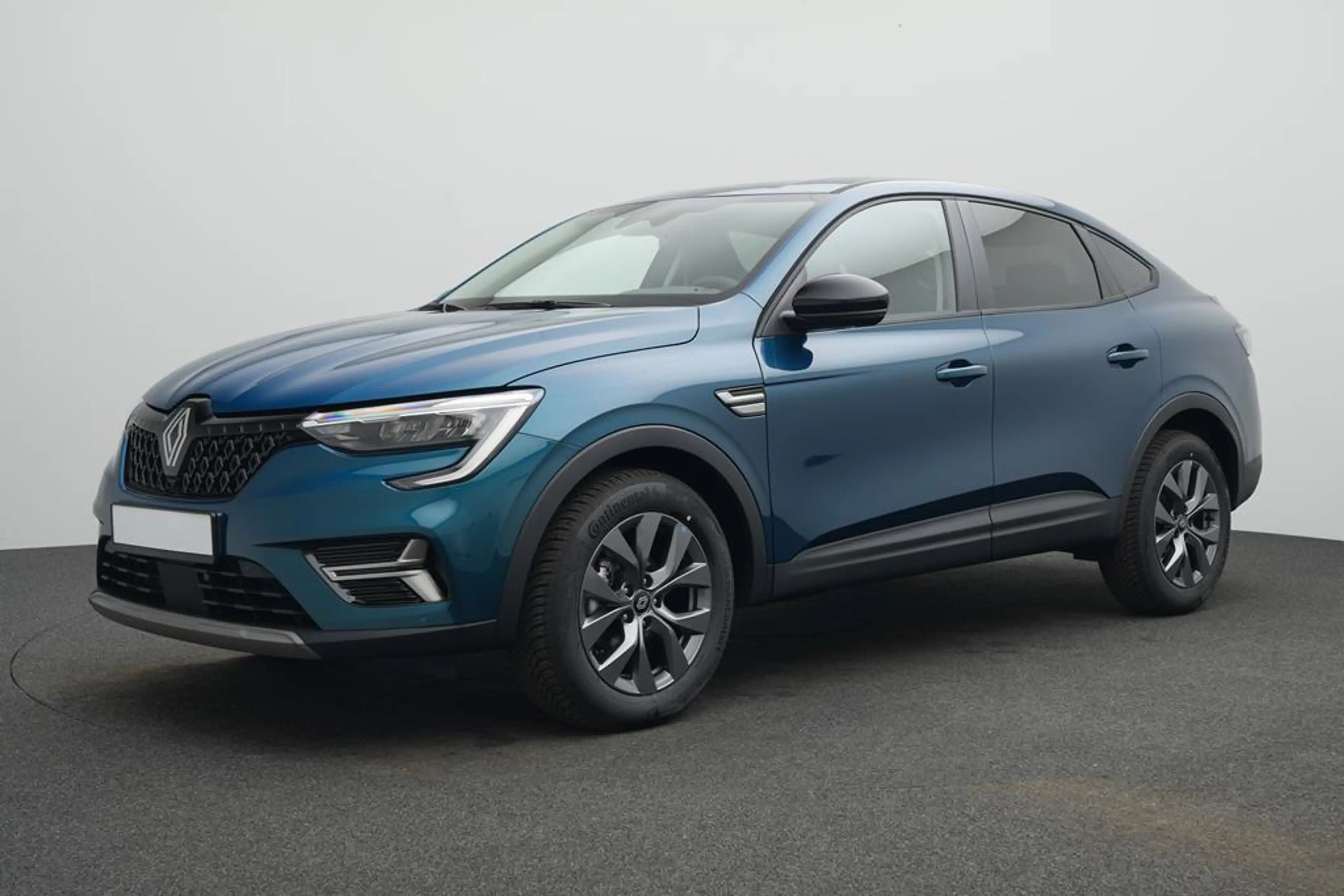 Renault Arkana Evolution Mild Hybrid 140 EDC — photo 3