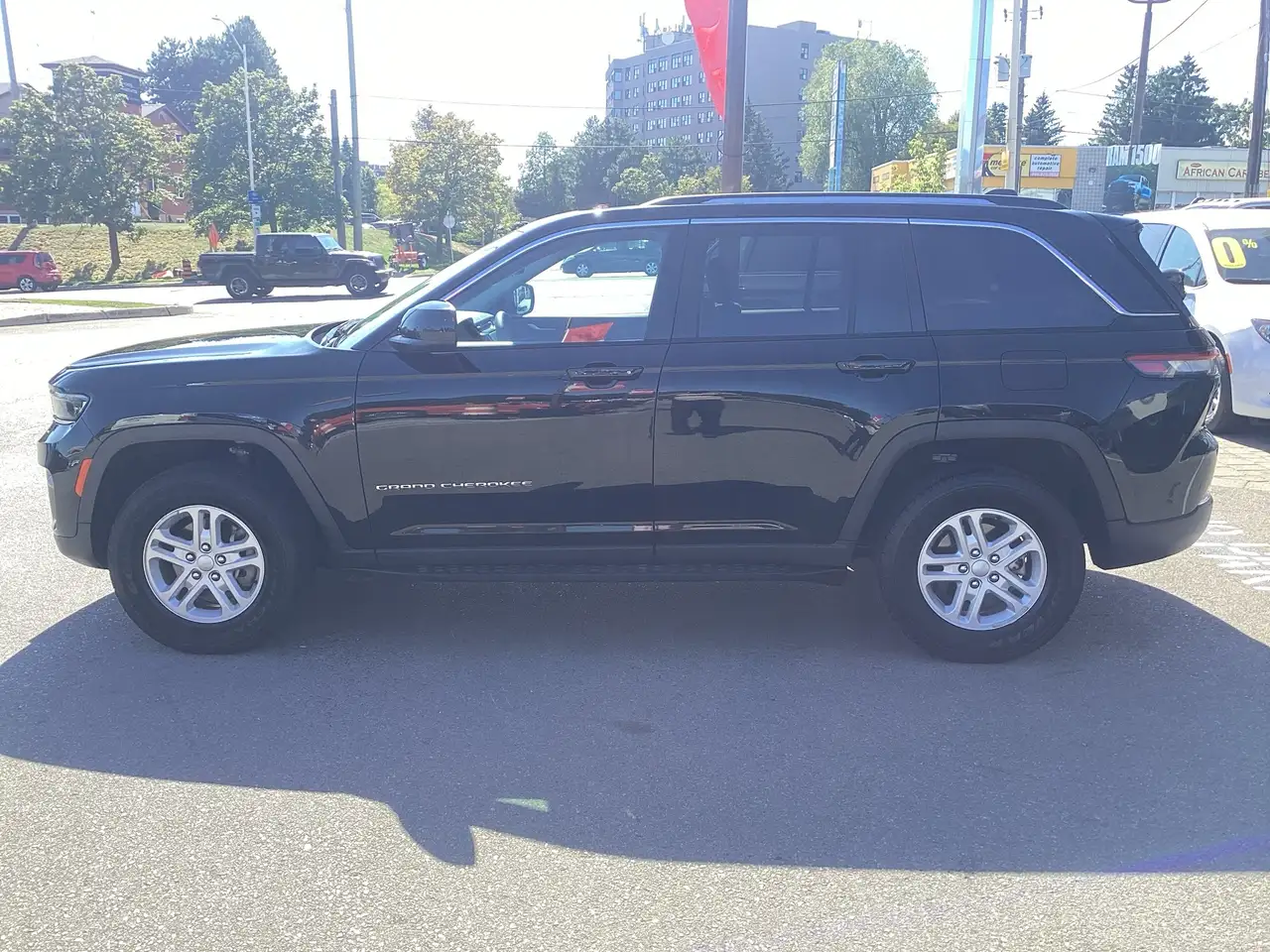 Jeep Grand Cherokee снимка Jeep Grand Cherokee