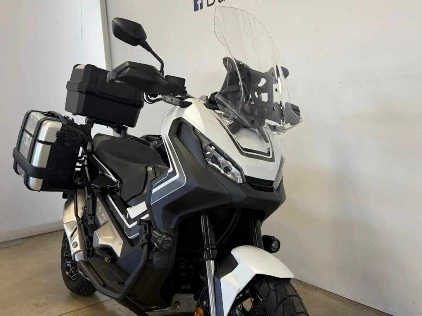 Honda X-ADV 750 DCT WHITE 2019 Bianco - 2